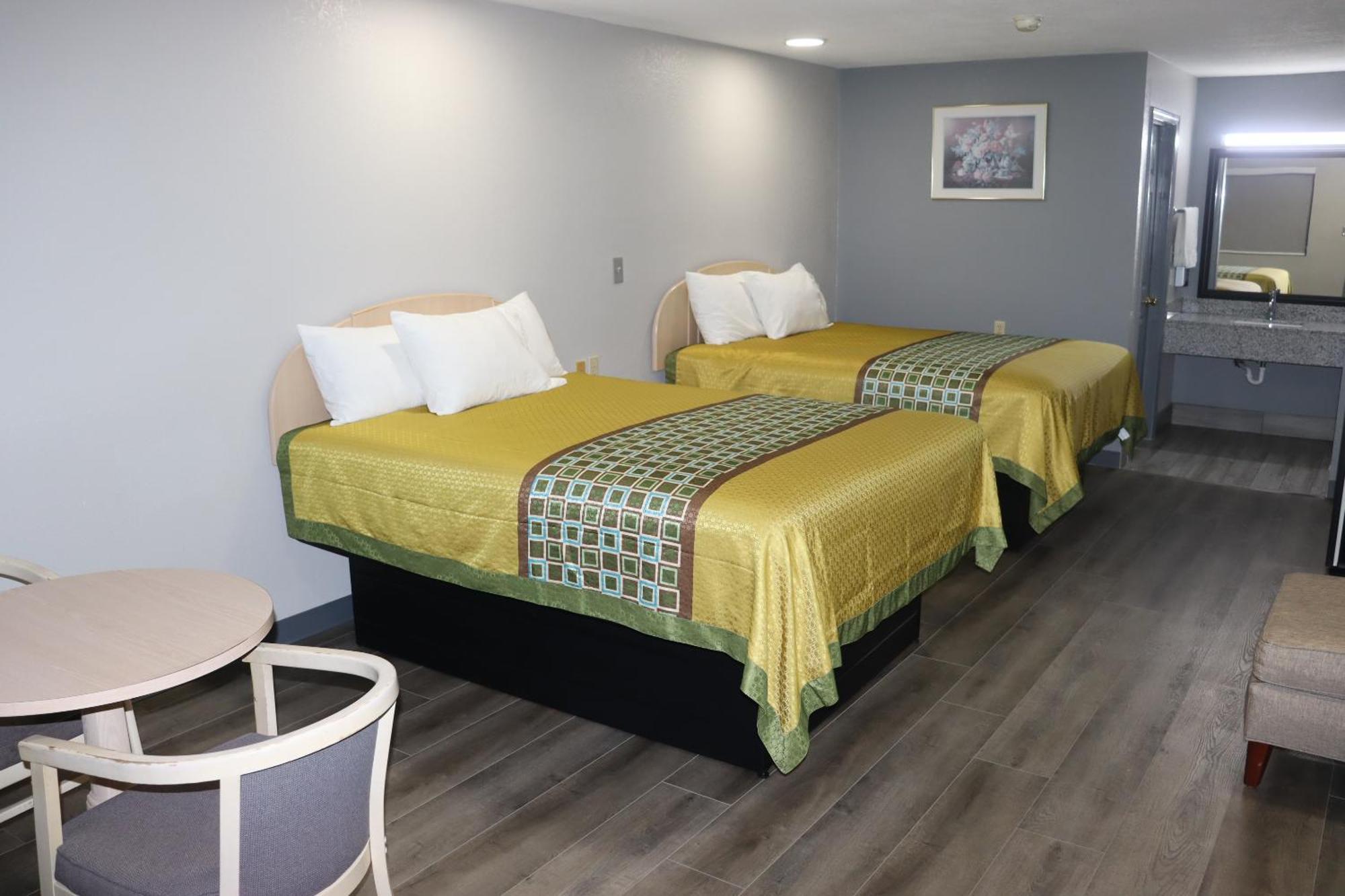 Americas Best Value Inn Cabot Exterior photo